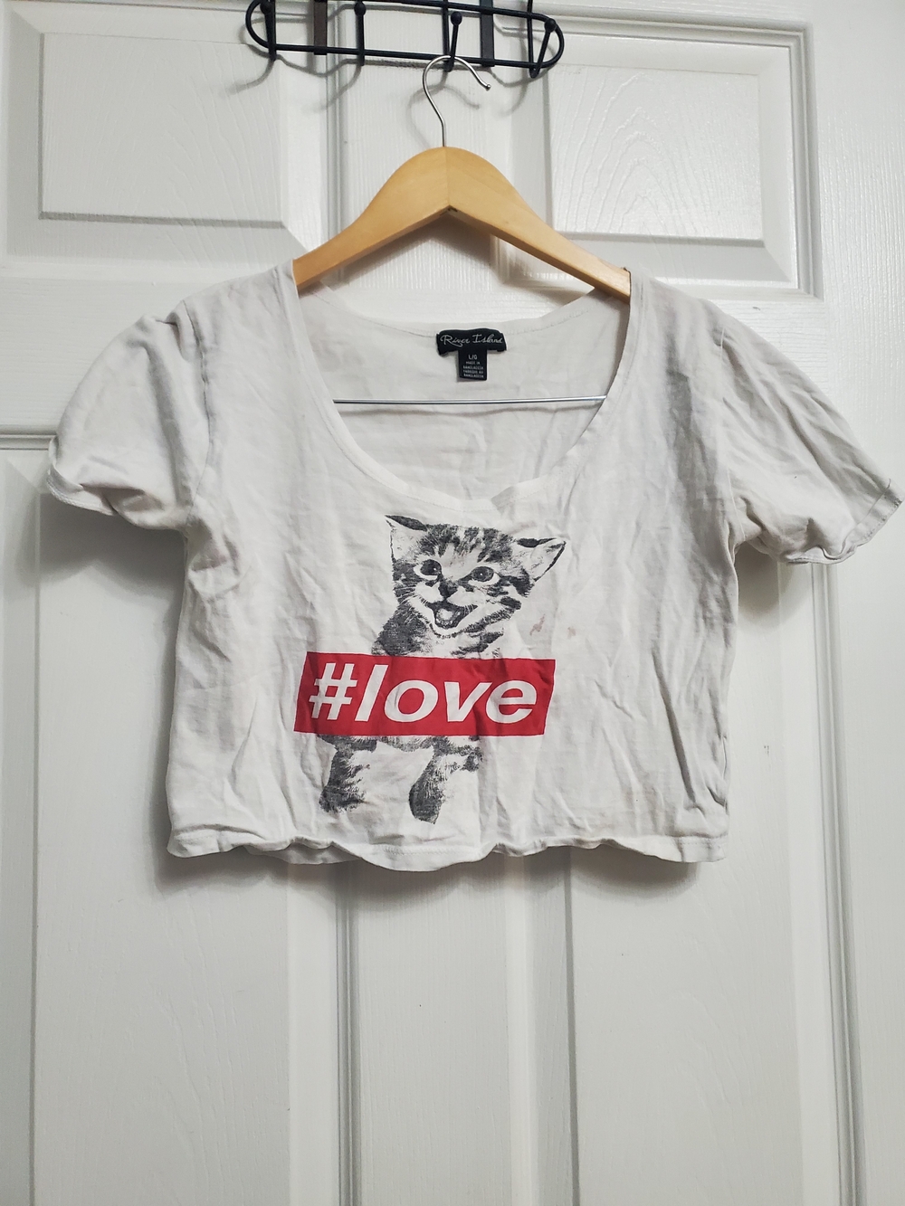 River Island Graphic Kitten #love Crop Tee - SIZE L (Damaged)